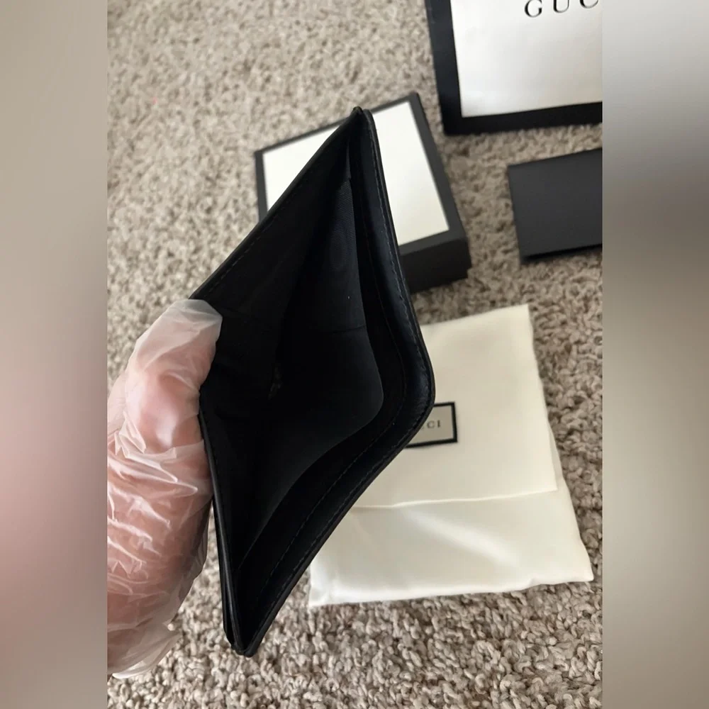 Gucci Black Card Holder with Signature Stripe